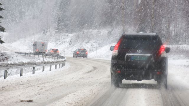 Uvær og rasfare: De fleste veiene i Finnmark måtte stenges torsdag