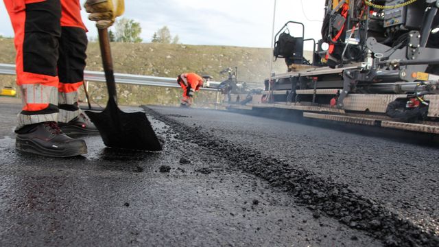81.000 tonn skal ut: To nye asfaltkontrakter på Østlandet