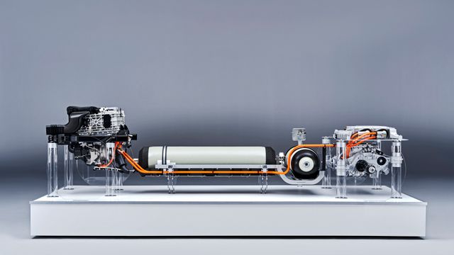 BMW viser fram hydrogenbil, men tror det er mange år til de kommer til å lage en