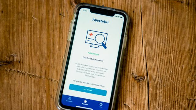 Erna Solberg vil laste ned Smittestopp-appen selv