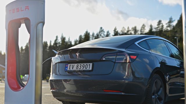 Tesla tjente penger første kvartal