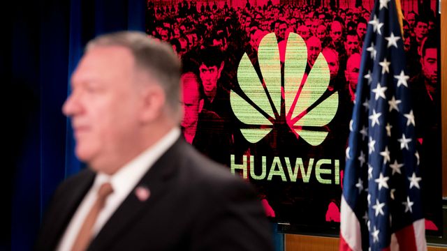 USA stenger grensene for Huawei-ansatte