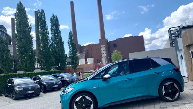 Volkswagen vil unngå nye ansettelser i overgangen til elbil