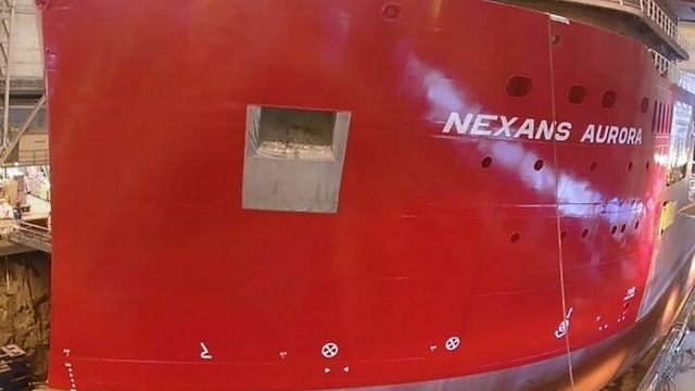 Megaskip på 150 meter skreddersydd for kabellegging