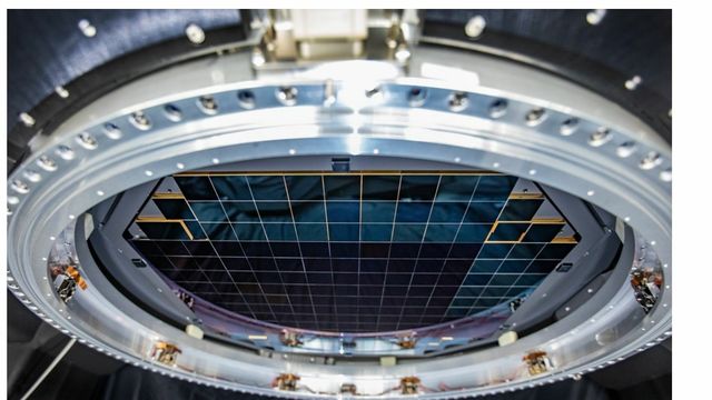 Himmelkuppelen skal kartlegges med verdens største digitalkamera: Dens første bilde er av et kålhode