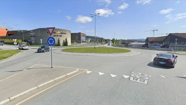 Oppdrag lyses ut: E39 i Knarvik får ny rundkjøring og 450 meter ny vei