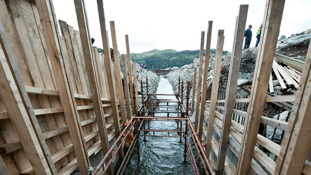 To statsråder besøker Lyse i morgen: Bransjen krysser fingrene for ny vannkraftskatt