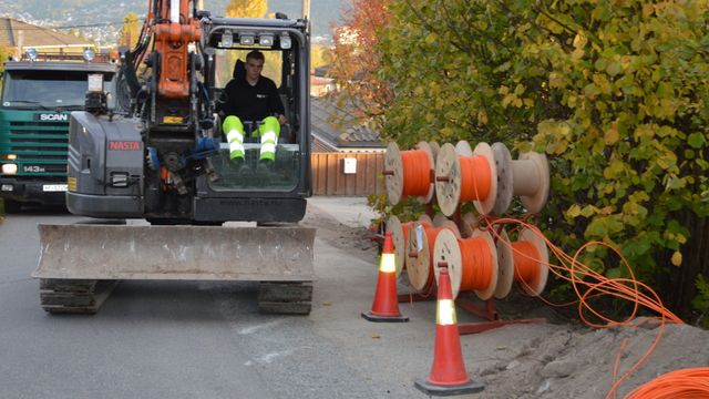 Bredbåndsstatistikken 2020: Raskt over til fiber og fast trådløst bredbånd