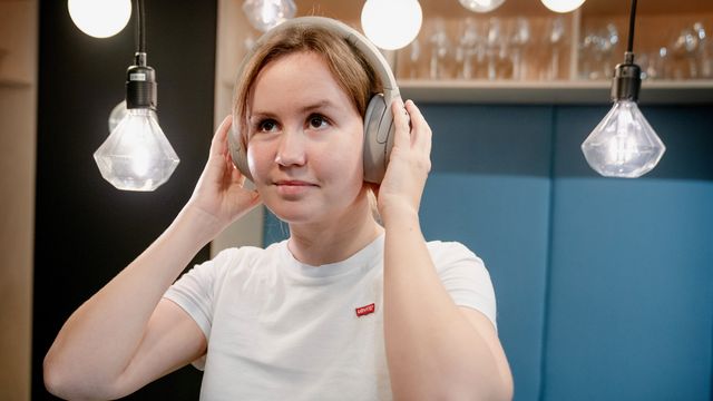 Stor test: Hvilke hodetelefoner gir den beste, støyfrie opplevelsen?