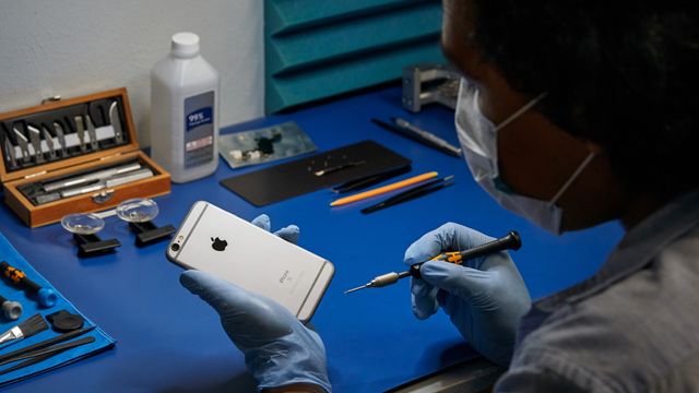 Iphone-reparatører la ut private bilder fra kundens mobil – Apple punger ut millioner i erstatning