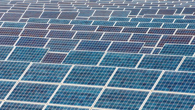 Byggingen av USAs største solcellepark er i gang