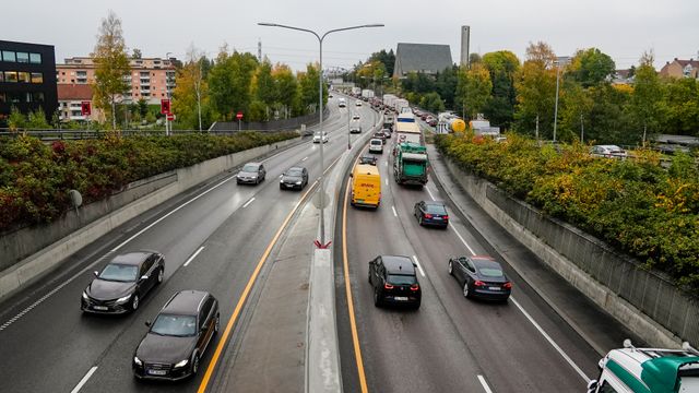 OECD-rapport advarer om «glemt» utslipp som også elbiler bidrar til
