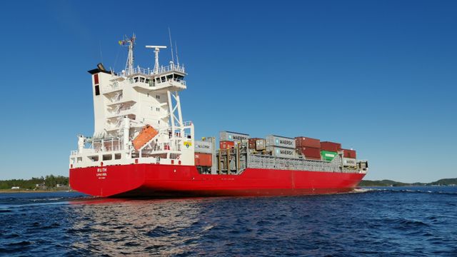 EU vil ha CO2-kvoter for skip – og får uventet støtte