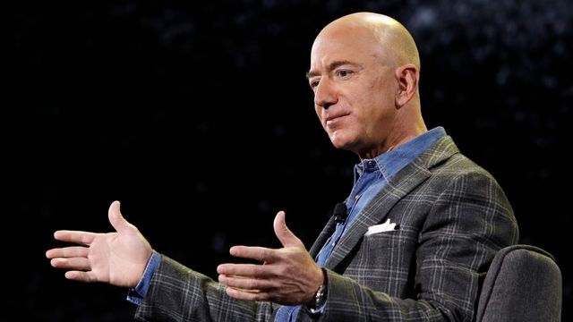 Bezos gir seg som Amazons toppsjef senere i år