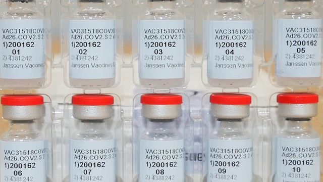 Biden etter godkjenning av ny vaksine som kun krever én dose: – Oppmuntrende