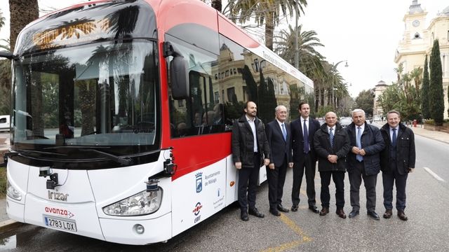 Her er første selvkjørende buss i en europeisk storby