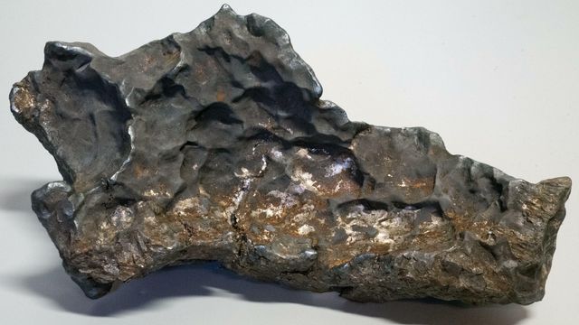 Uvanlig stor meteoritt funnet etter nedslag i Sverige