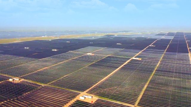 Spår rekordvekst for solenergi i Kina