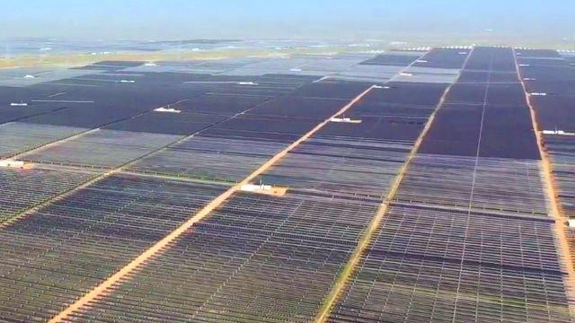 Spår rekordvekst for solenergi i Kina