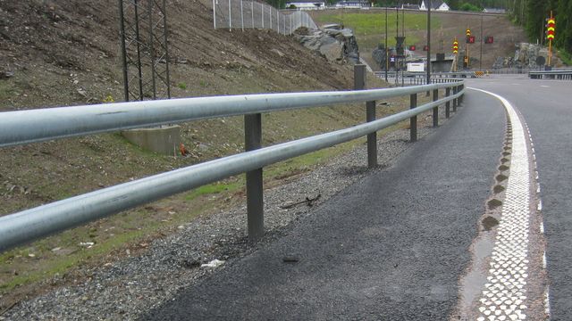 Ny, stor kontrakt: Riksveiene på Østlandet skal få rekkverk for inntil 240 mill