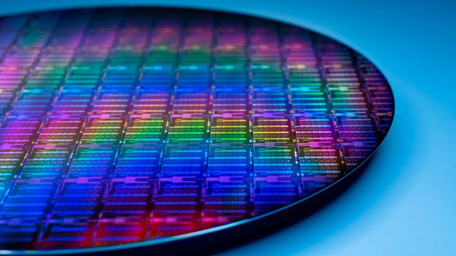 Intel lukter på å kjøpe brikkegigant
