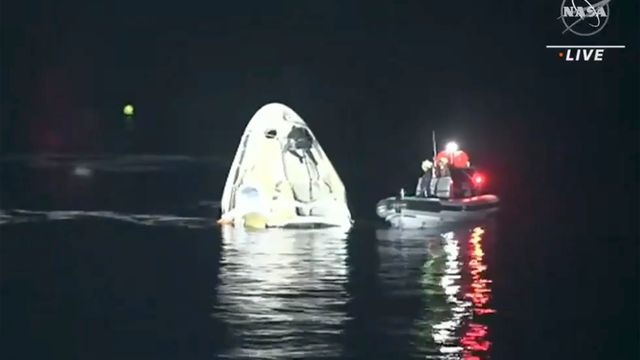 SpaceX-kapsel med fire astronauter er tilbake på Jorden