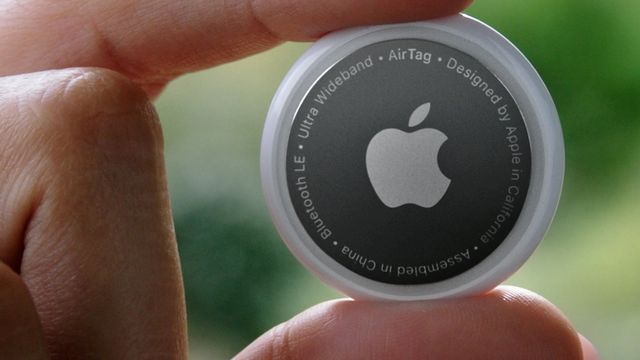 Apple saksøkes: – Airtags-brikkene brukes til å begå drap