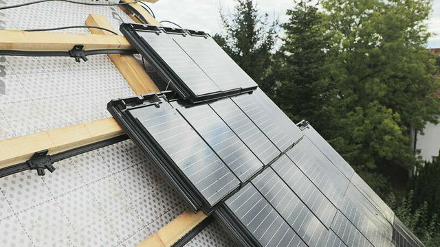 25 EU-millioner skal gjøre norsk solcelle-takstein penere og smartere