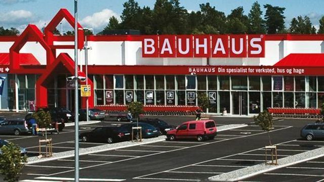 Bauhaus har fortsatt store problemer etter angrepet:  – Vi har kjøpt Mercedes, men skulle åpenbart kjøpt Rolls-Royce