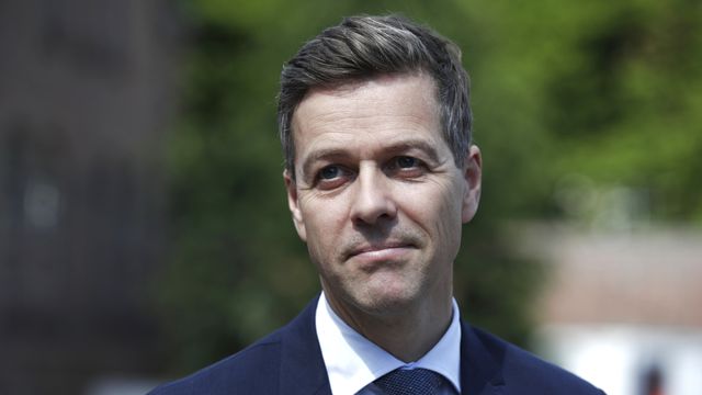 Ingenting svekker tilliten til politikerne mer enn løftebrudd og manglende evne til selvkritikk