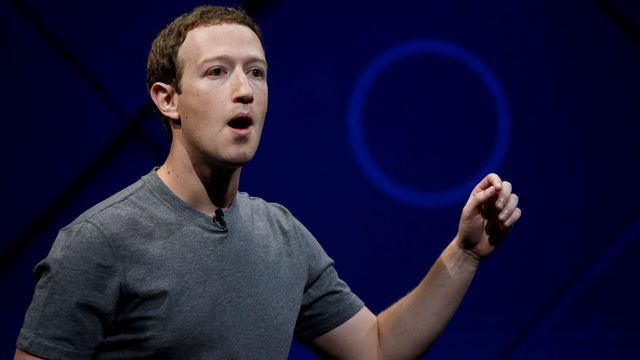 Facebook-aksjonærer anklager Facebook-ledelsen for innsidehandel