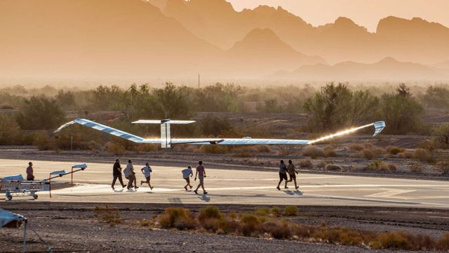 Dronen holdt seg i lufta i 18 dager – med solenergi