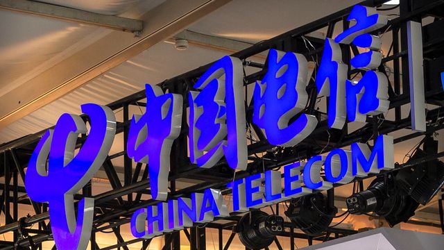 Kina raser etter China Telecom-utkastelse