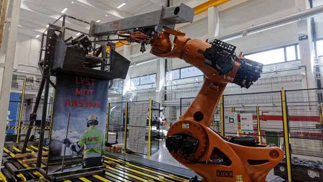 Nær dobbelt så mange industriroboter – men Norge henger etter