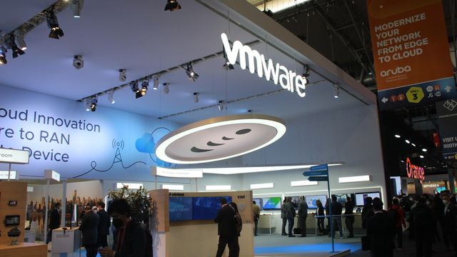 Broadcom truer VMware-kunder med juridiske brev