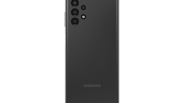 Du får tre av Samsungs nye billigtelefon A13 for det en Iphone SE koster