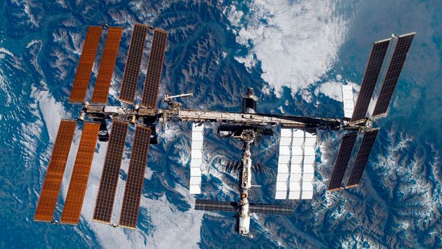 Satellittekspert: – Samarbeidet om romvirksomhet er satt på prøve