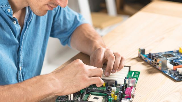 I Østerrike betaler staten halvparten hvis du velger å reparere elektronikk