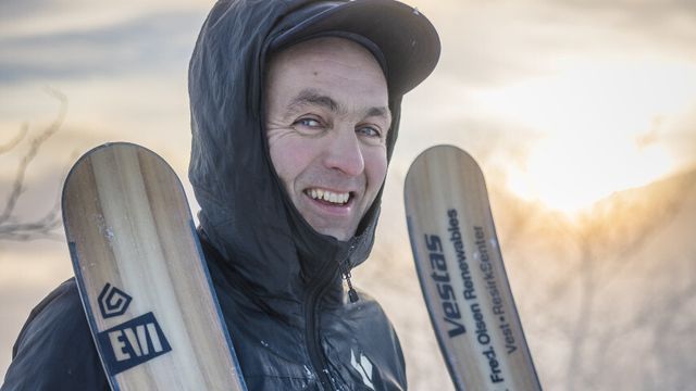 Produserte randoneeski av gamle vindturbin-blader