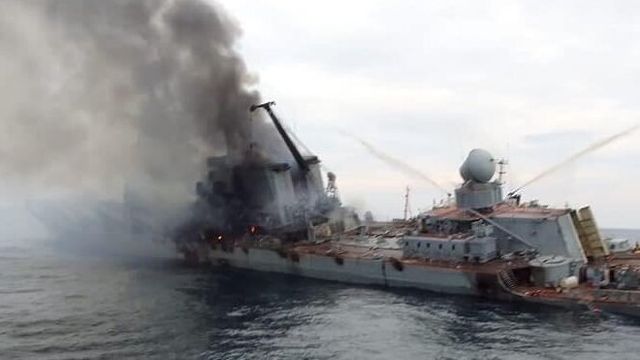 Flaggskipet Moskva senket med Neptun-missiler