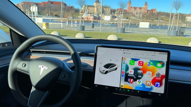 Nå kan du kjøre Apple Carplay på en Tesla