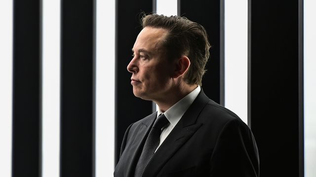 «Krigen» mellom Twitter og Musk tilspisser seg: Nå har Musk gått til motsøksmål mot plattformen