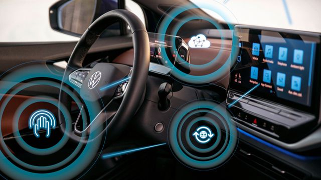 Moderne biler er som smartmobiler med hjul. Hva vet du egentlig om personvernet?