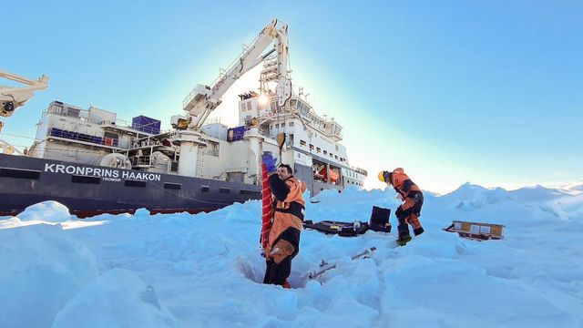 For første gang kan vi måle hvor tykk havisen i Arktis er hele året