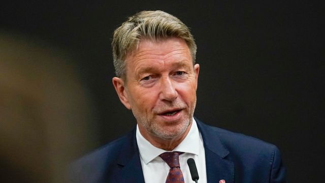 Aasland trosser advarsler fra EU – går videre med planer om eksportbrems