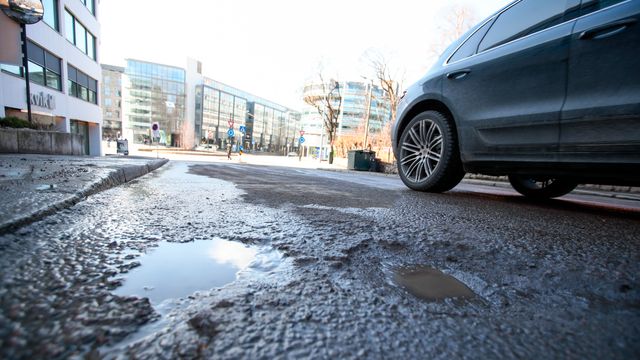 Nordmenn gir vedlikeholdet av veiene stryk
