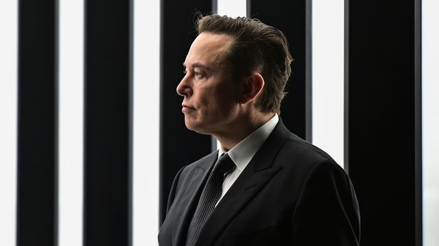 Musks SpaceX sier at selskapet ikke lenger kan betale for satellitterminaler i Ukraina