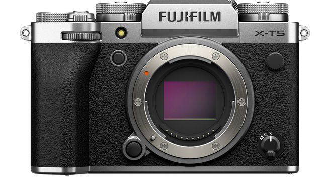 Fujifilm X-T5 lansert: Kompakt systemkamera med heftig oppløsning
