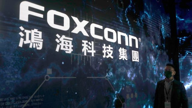 Apple og Foxconn varsler redusert produksjon etter koronautbrudd