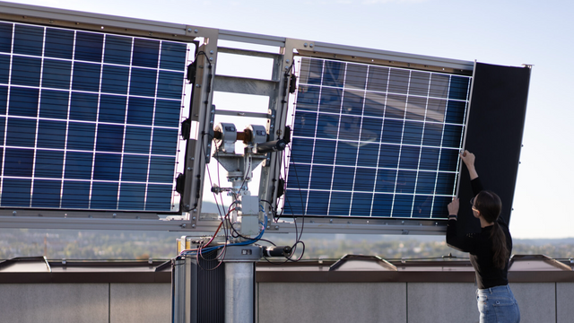 Lager nye solceller av solcelleavfall